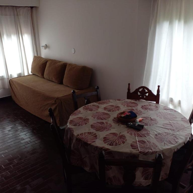 Duplex N 22 prop Directo en Complejo, con cochera solo en Marzo y Abril - One-Bedroom Apartment - 3