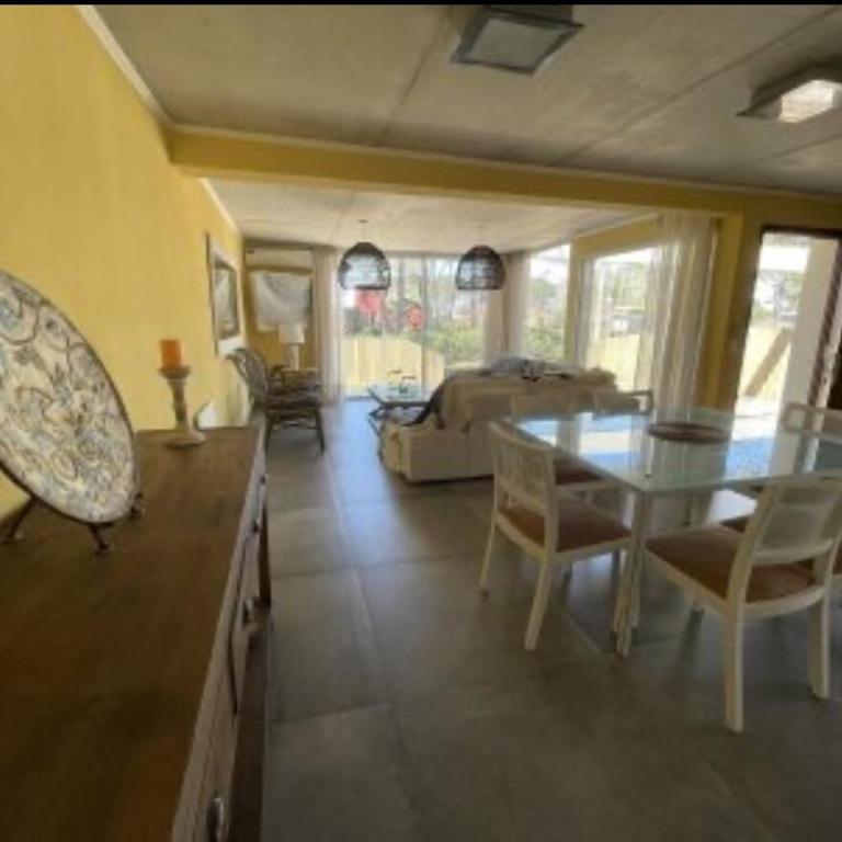 Imponente casa con piscina en corazón de Montoya - Casa de 5 dormitorios - 37