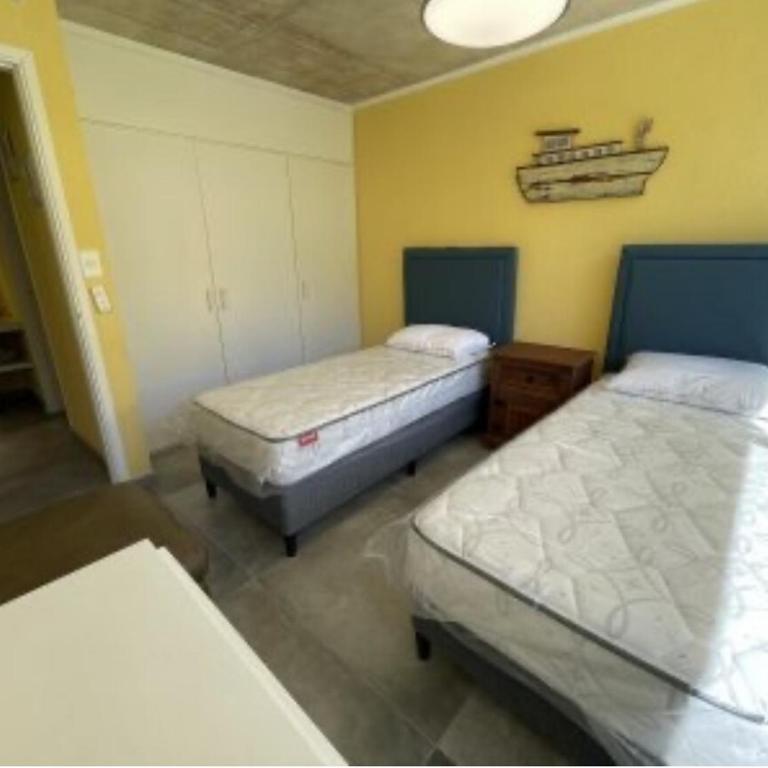 Imponente casa con piscina en corazón de Montoya - Five-Bedroom House - 30