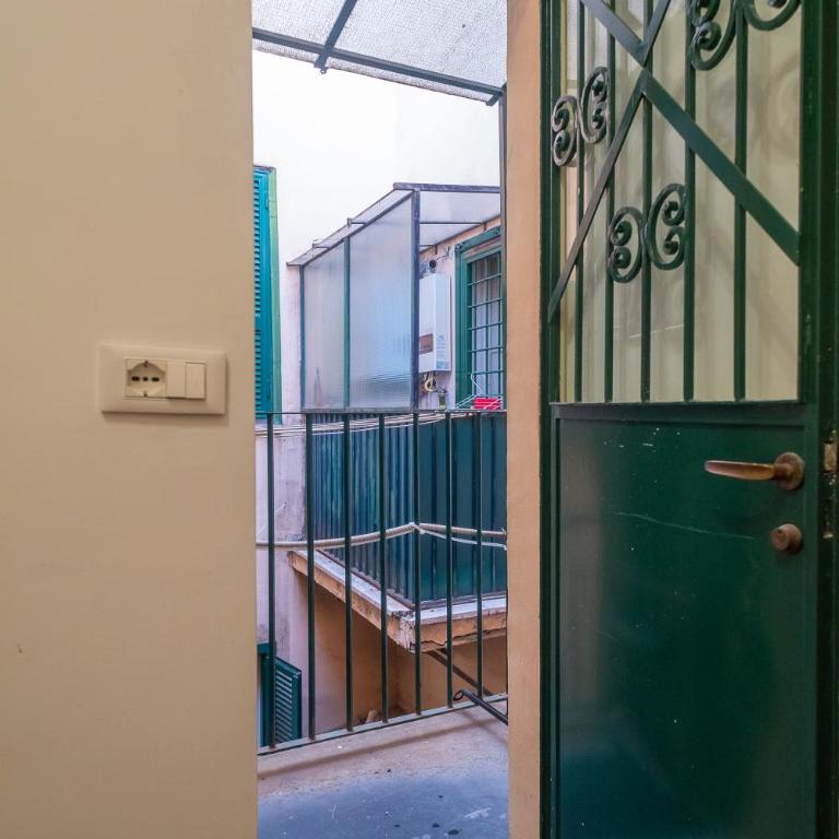 Flower Fields Home - Appartamento Campo dei Fiori - Appartamento con 3 Camere da Letto - 35