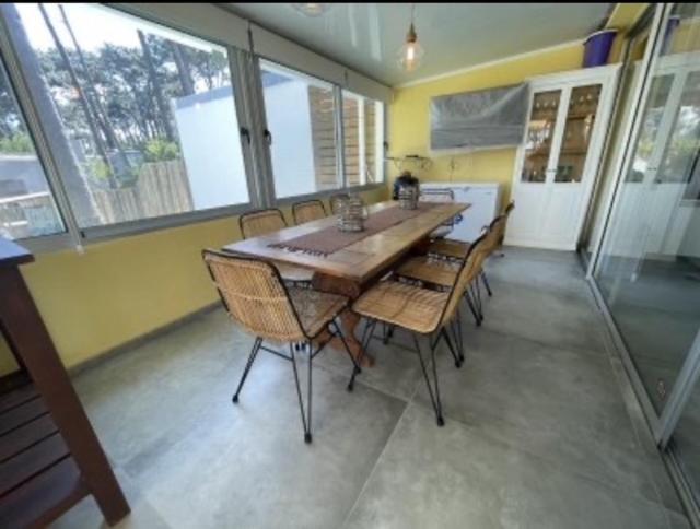 Imponente casa con piscina en corazón de Montoya - Casa de 5 dormitorios - 60