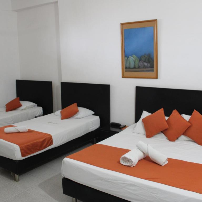 Park Hotel - Habitación Cuádruple Económica - 7