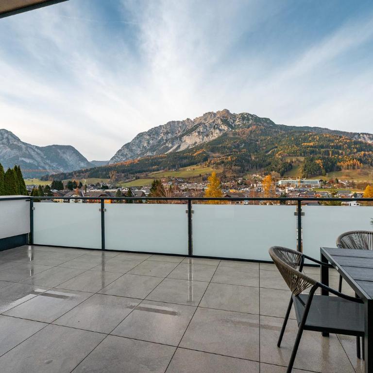 Drei Berge Panorama Suites - by myNests - One-Bedroom Apartment with View - 2