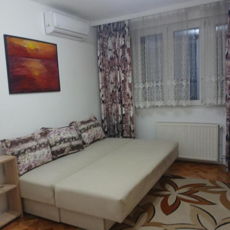 Stan - One-Bedroom Apartment - 4