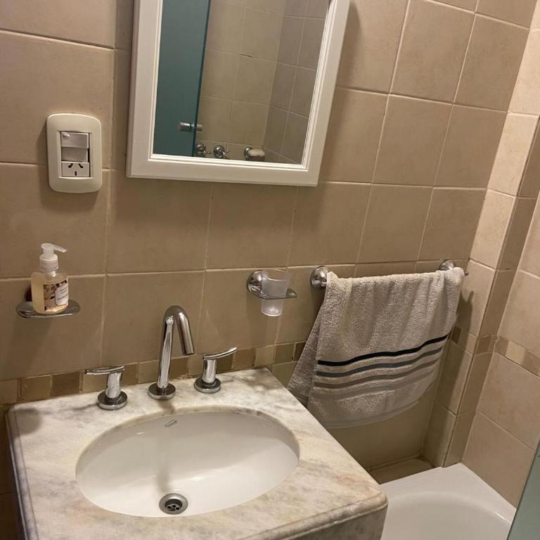 Zafiro I - One-Bedroom Apartment with Balcony - 4
