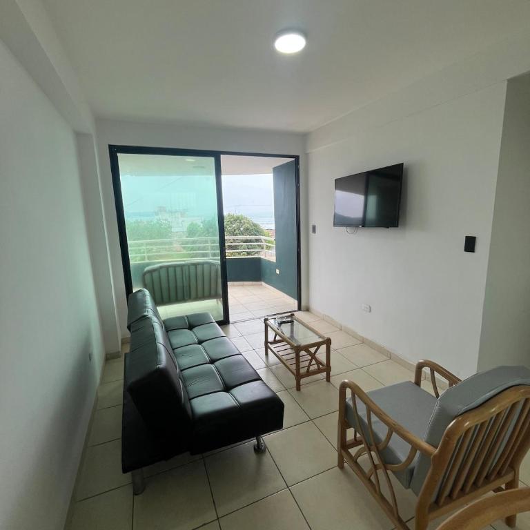 Departamento frente a la playa Atacames - Two-Bedroom Apartment - 1