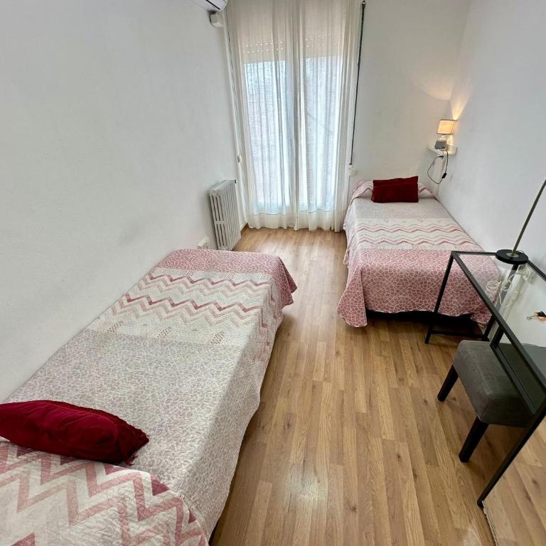 Alojamiento Rambl - Twin Room with Balcony - 6