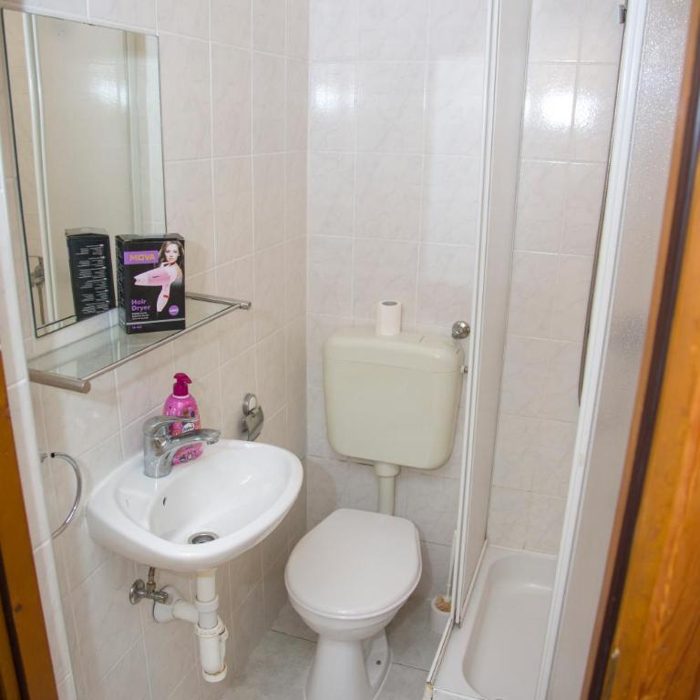 Unit Stay Mostar - Dvokrevetna Soba sa Bračnim Krevetom - 7