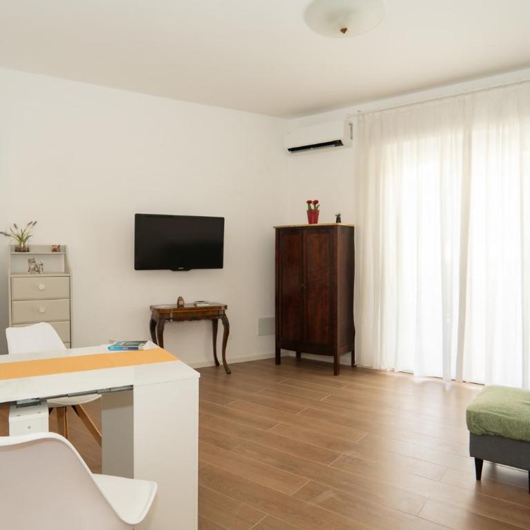 Marilù Apartment - One-Bedroom Apartment - 10