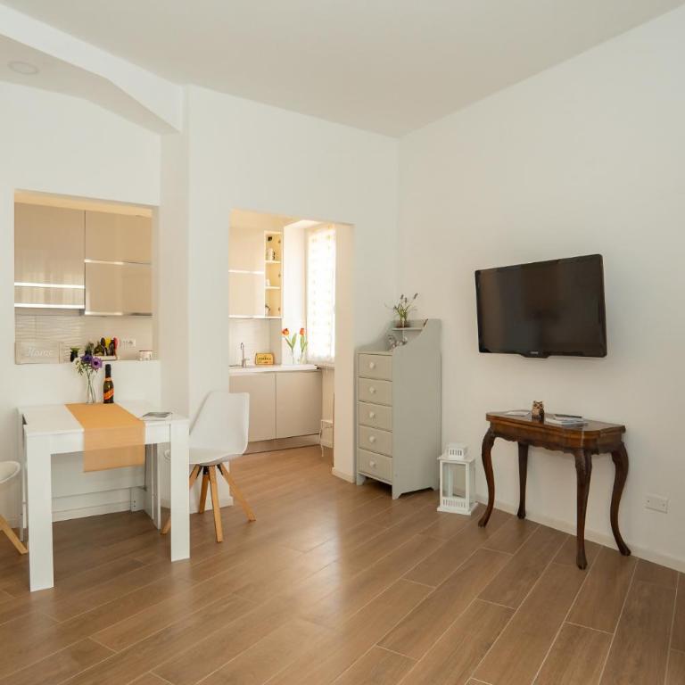 Marilù Apartment - One-Bedroom Apartment - 15