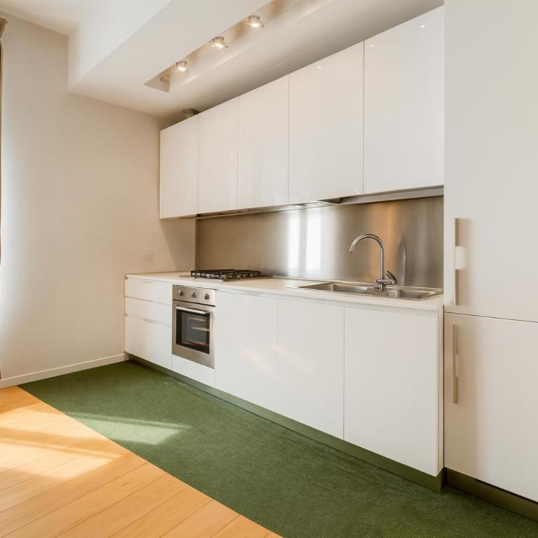 Micol's Place, bright apt 2 rooms, 2 toilets, near metro, 80 mq - Appartamento con 2 Camere da Letto - 13