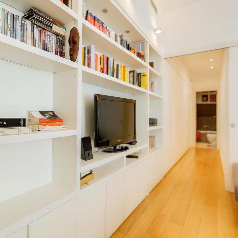 Micol's Place, bright apt 2 rooms, 2 toilets, near metro, 80 mq - Appartamento con 2 Camere da Letto - 18