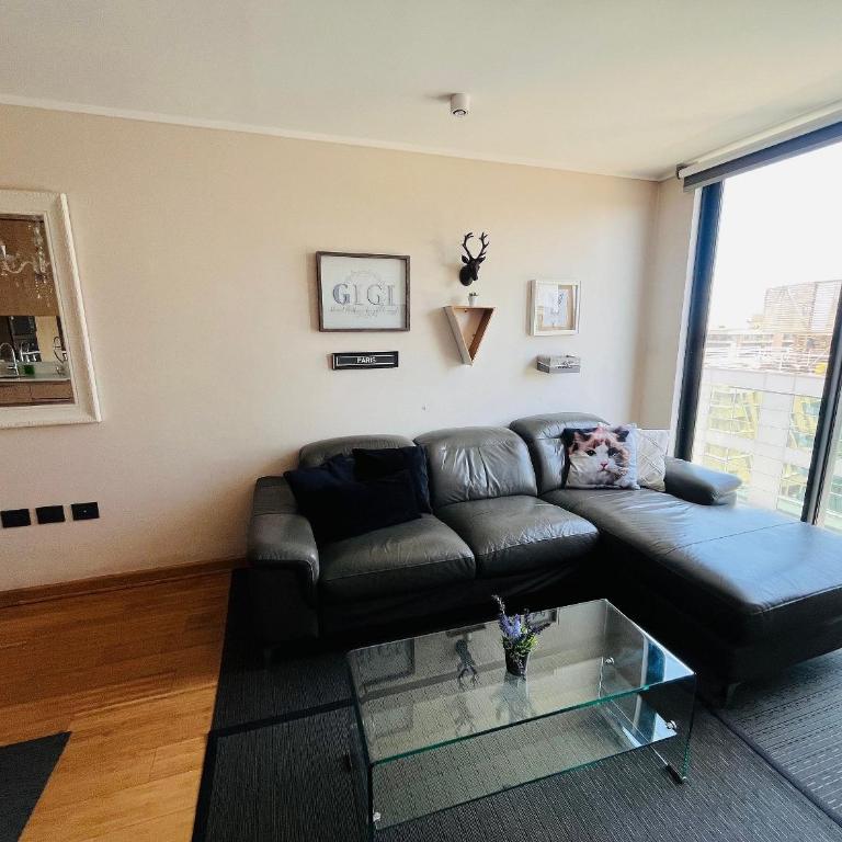 Exclusivo y seguro Departamento en El GOLF - Apartamento - 25