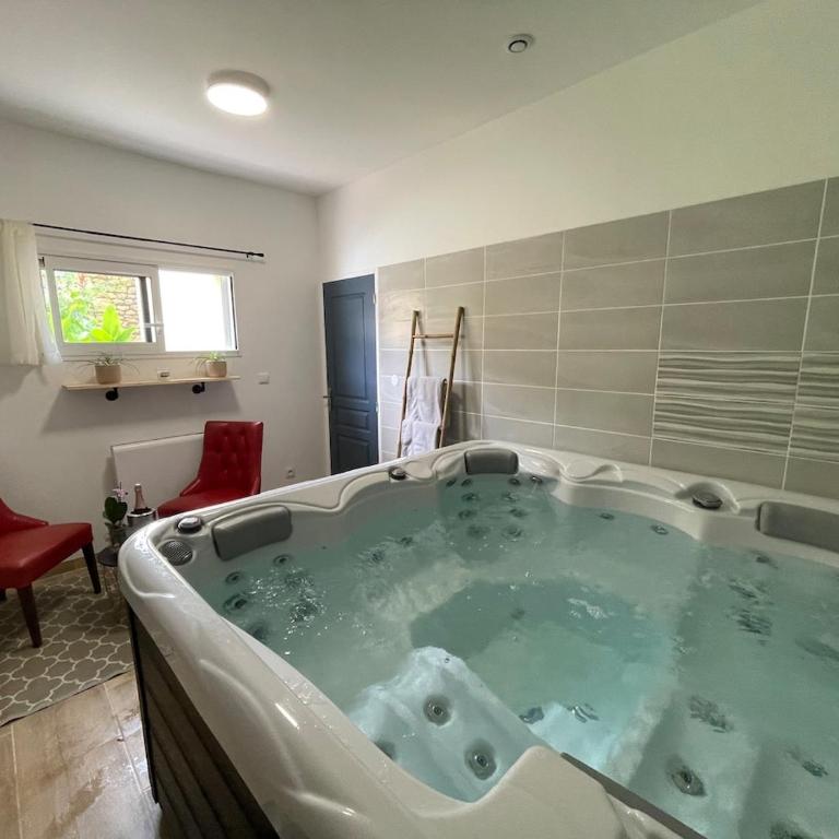 Maison Sarlat centre avec jacuzzi interieur - Haus mit 2 Schlafzimmern - 2