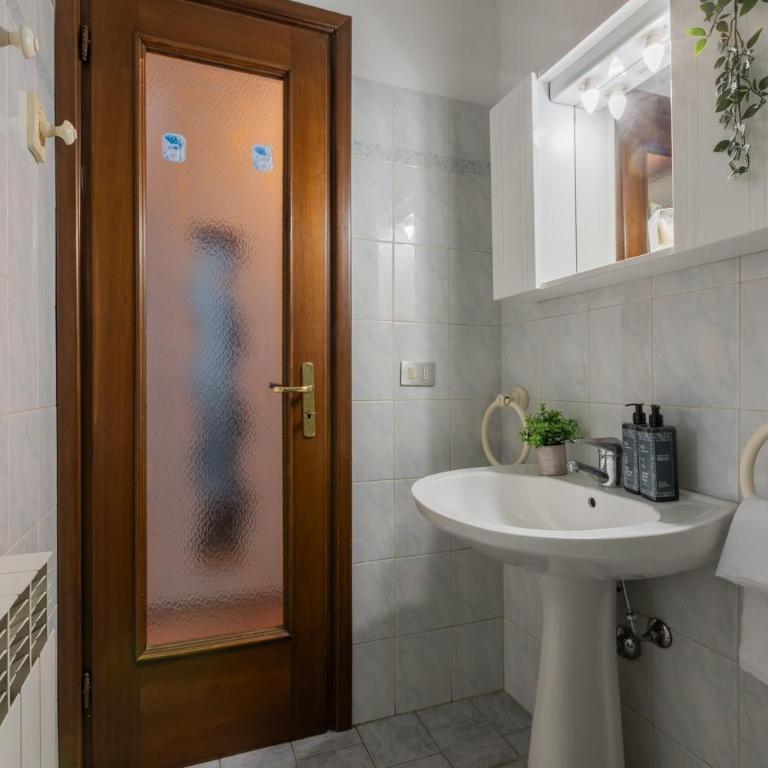 Cozy Flat near Inalpi Arena by Wonderful Italy - Apartment - 19
