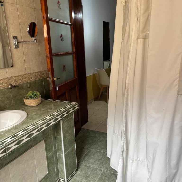 Posada de Huespedes 747 - Casa de 5 dormitorios - 6