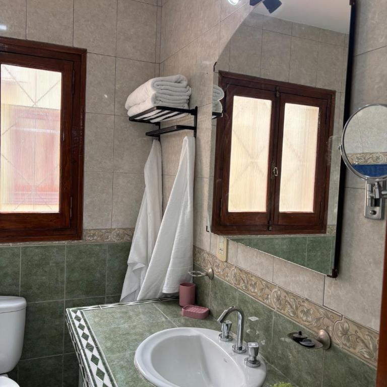 Posada de Huespedes 747 - Casa de 5 dormitorios - 25