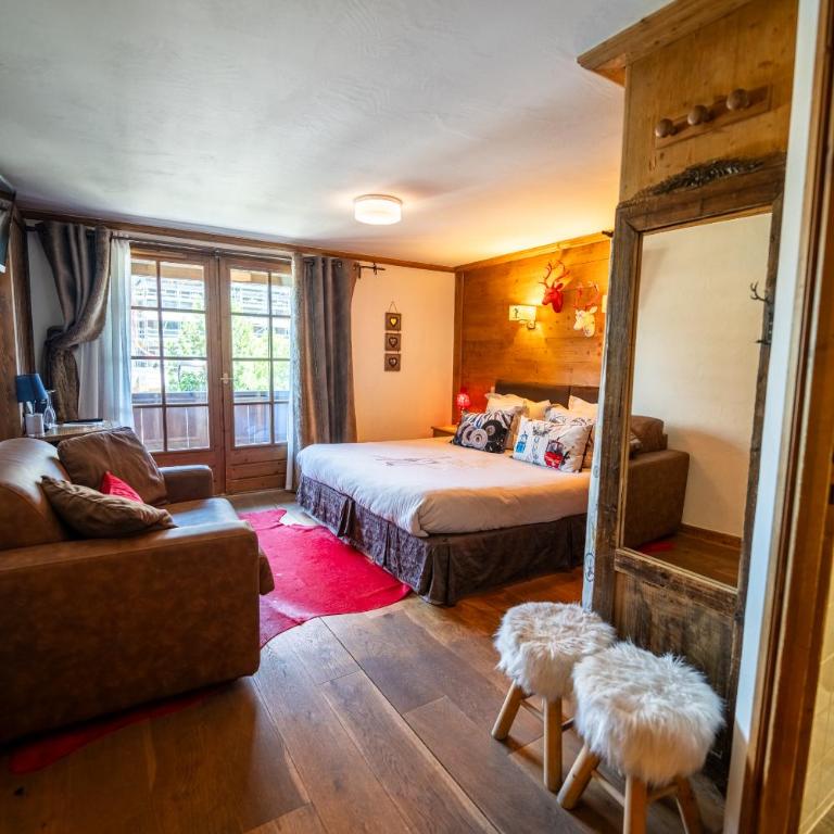Les Monts Charvin - Chambre Double Supérieure - 1