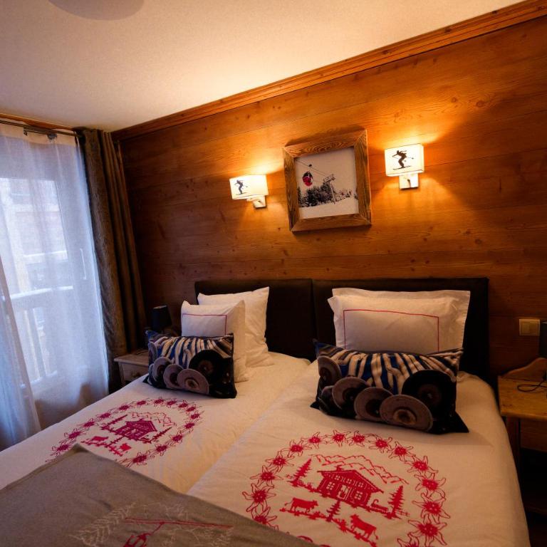 Les Monts Charvin - Chambre Familiale Communicante - 2