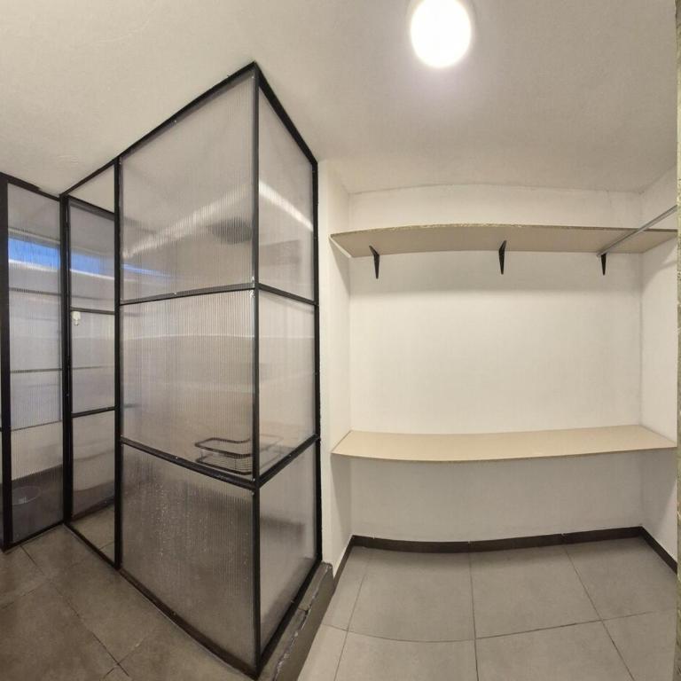 Premium Accommodation - Private Jacuzzi - One-Bedroom Apartment - 12