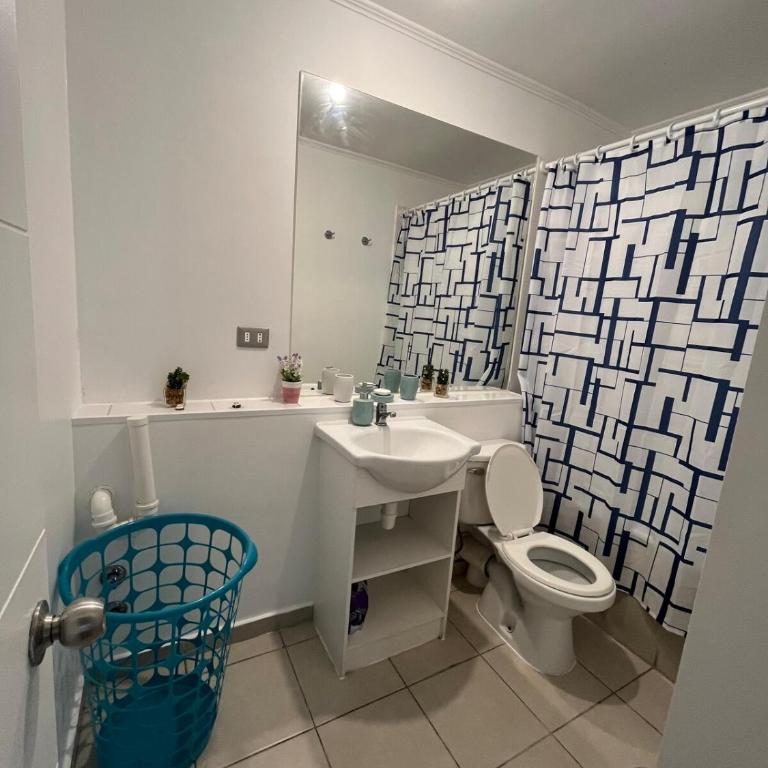 Depto Excelente Ubicacion con Estacionamiento - Two-Bedroom Apartment - 2