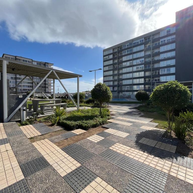 Depto Excelente Ubicacion con Estacionamiento - Two-Bedroom Apartment - 5
