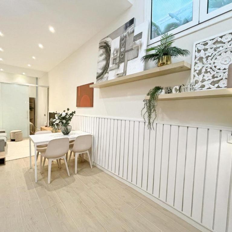 Eixample Apart Sagrada Familia 52 - Three-Bedroom Apartment - 23