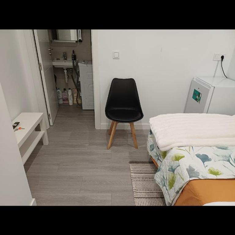 Estudios Nuevos Madrid Centro - Habitación Individual con baño privado - 12