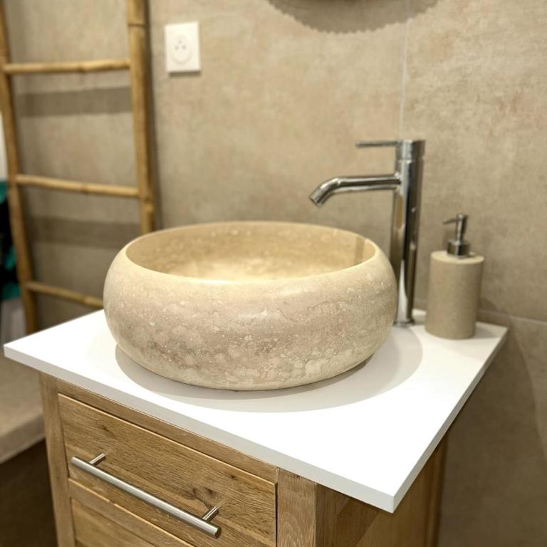 Appart Cosy près de la Gare & Centre ville - Appartamento Monolocale con 1 Letto Matrimoniale - 9