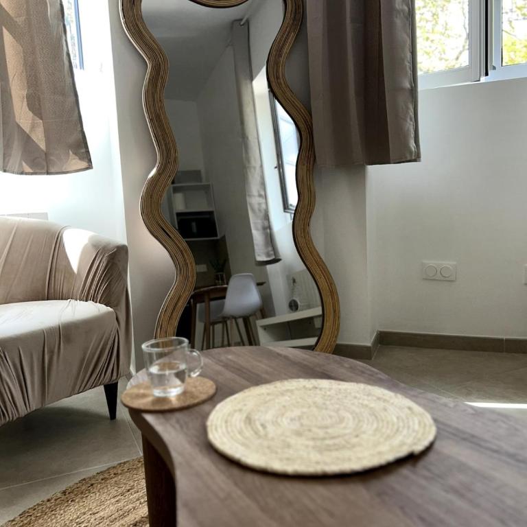 Appart Cosy près de la Gare & Centre ville - Appartamento Monolocale con 1 Letto Matrimoniale - 13