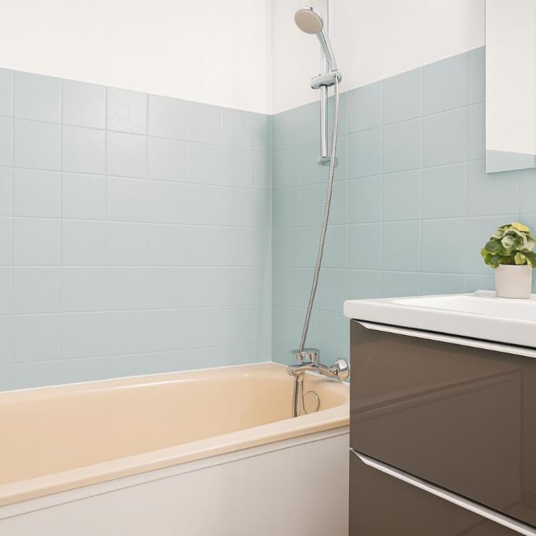 Charmant studio tout équipé à 100m de la plage, clim, terrasse, parking, Wifi, linge de maison inclus - Studio mit Terrasse - 6