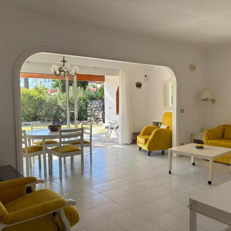 Relax Rocas Rojas - Two-Bedroom House - 15