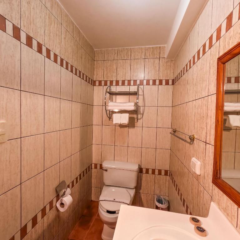 Hotel Rojas Machupicchu - Habitación Doble Estándar con 2 camas dobles - 3