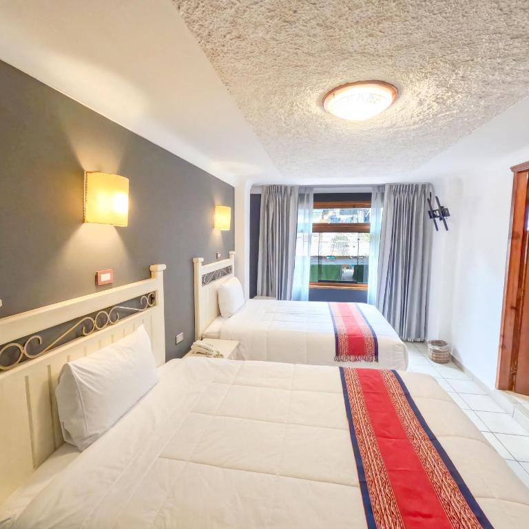 Hotel Rojas Machupicchu - Habitación Doble Estándar con 2 camas dobles - 2