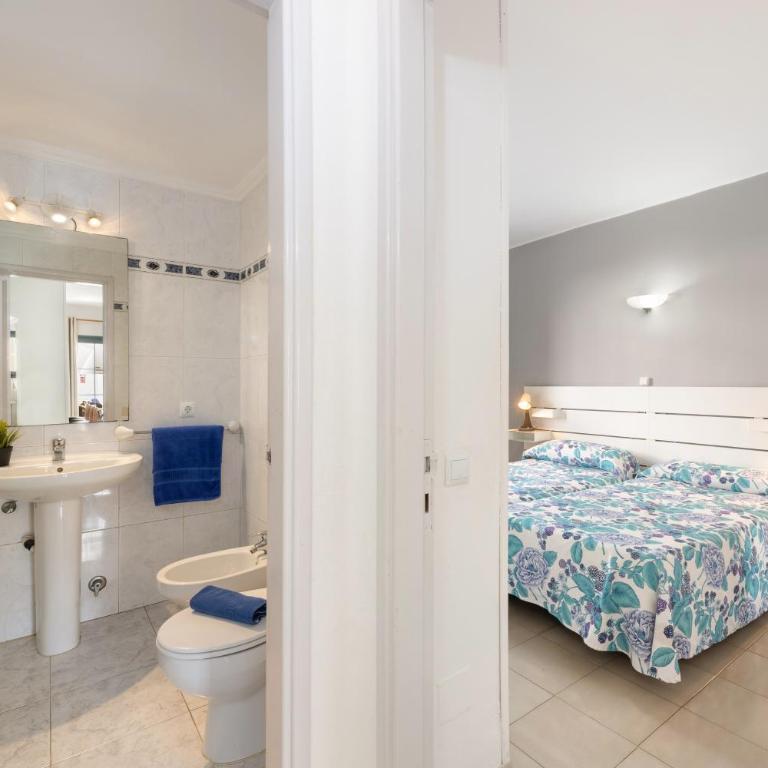 Apartamentos Luz Y Mar - One-Bedroom Apartment - 8
