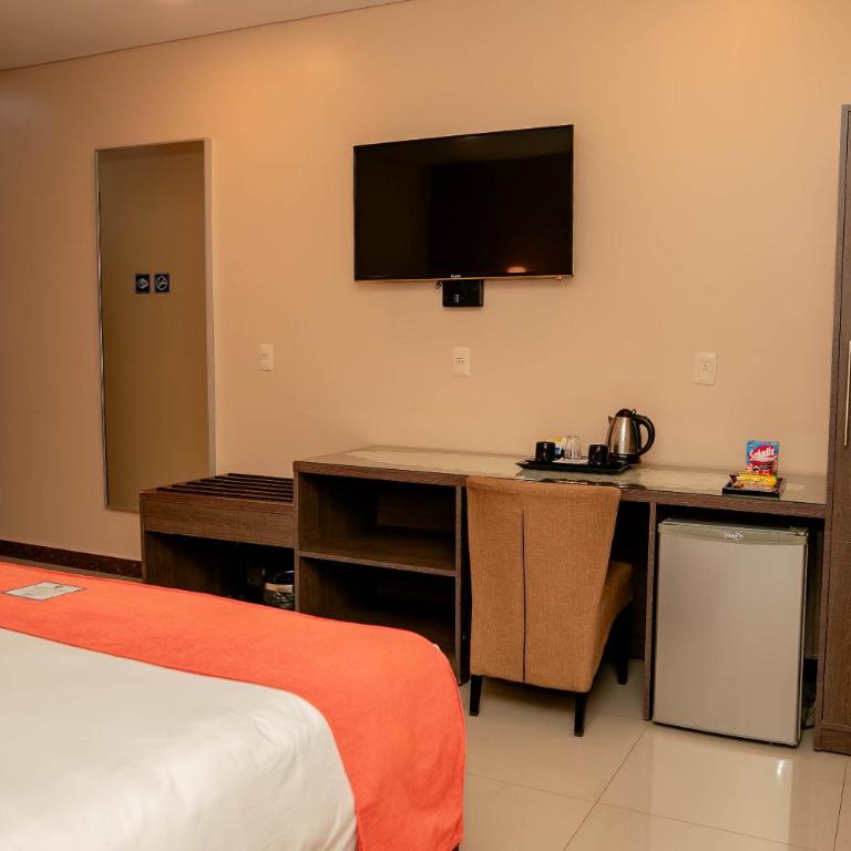 Howard Johnson Ciudad del Este - Superior Double Room - 3