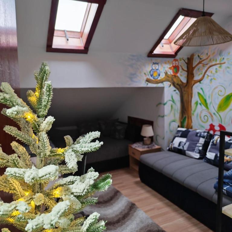 JetNest - Two-Bedroom Apartment - 8
