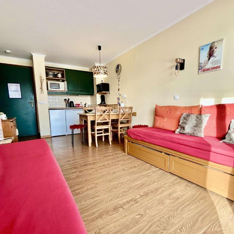 Charmant T2 avec grande terrasse, proche télécabines et commerces, parking inclus - Appartement 1 Chambre - 20