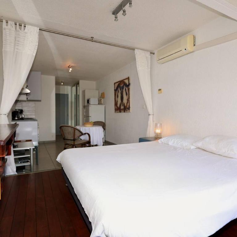 Studio DEAUVILLE - Héliopolis F 10 - By AGN - 2 personnes - Superior Apartment with Balcony - 4