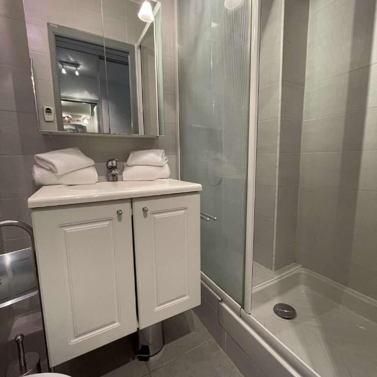 Studio DEAUVILLE - Héliopolis F 10 - By AGN - 2 personnes - Superior Apartment with Balcony - 5