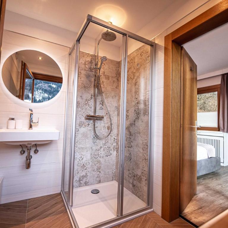 Gästehaus Kaiserblick - Doppelzimmer mit Balkon - 7