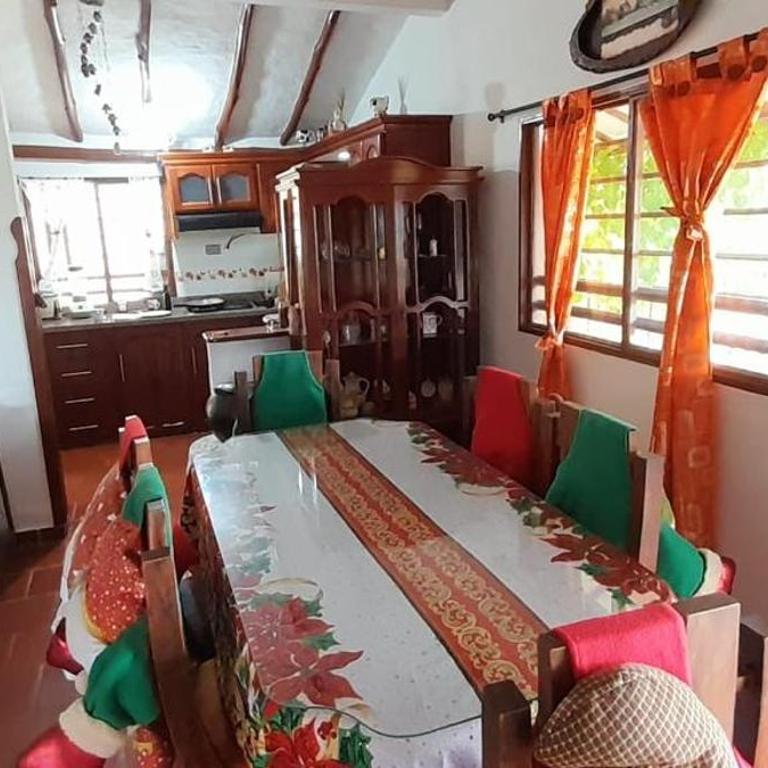 XayLa Agro Hostel Curití - Basic Triple Room with Shared Bathroom - 7