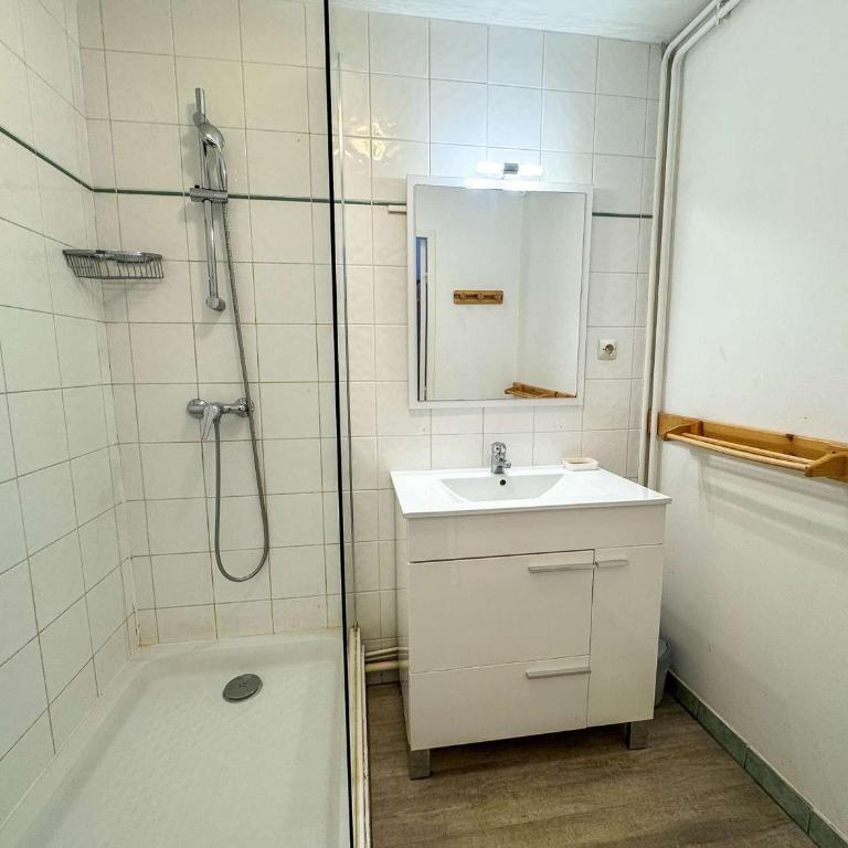 Charmant appartement rénové contemporain à Val Thorens - 4 pers - FR-1-637-96 - Monolocale - 8