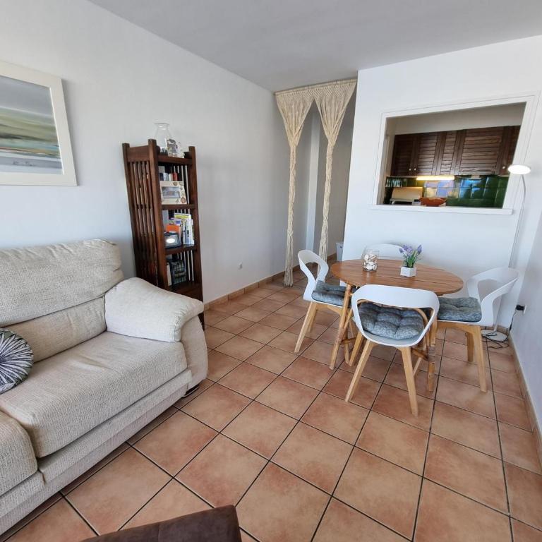 Apartamento con terraza a 200m de la playa de Riells - HISP-236-170 - Apartment - 9