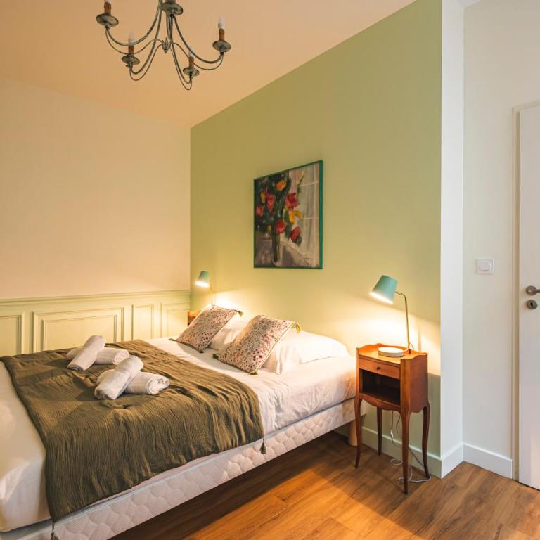 Le Clovis - Reims Cathédrale - Three-Bedroom Apartment - 7