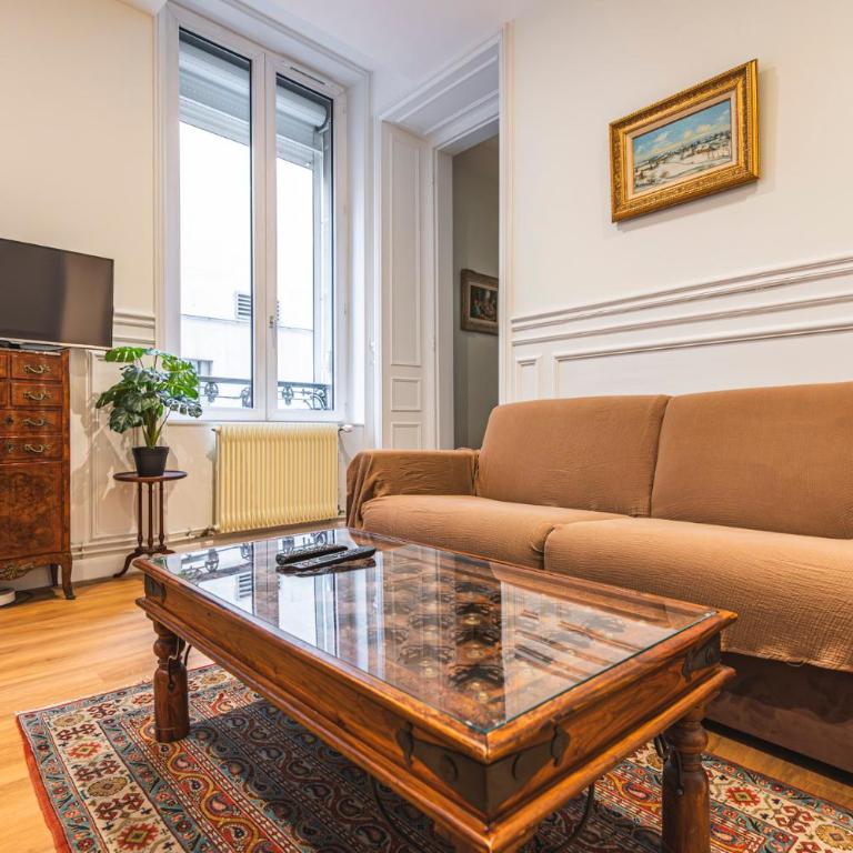 Le Clovis - Reims Cathédrale - Three-Bedroom Apartment - 1