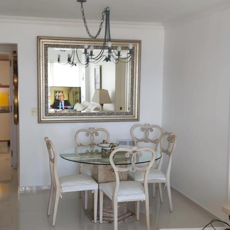 Apartamento Torre Marina II - Vista al Mar - Parada 5 Playa Brava - a 150 m de la Playa - Three-Bedroom Apartment with Sea View - 6