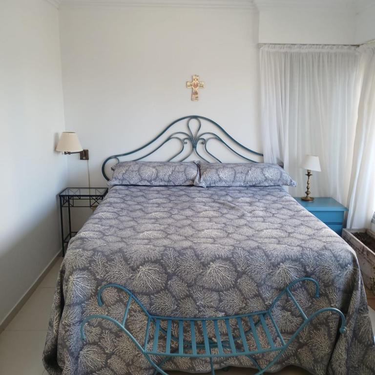 Apartamento Torre Marina II - Vista al Mar - Parada 5 Playa Brava - a 150 m de la Playa - Three-Bedroom Apartment with Sea View - 11