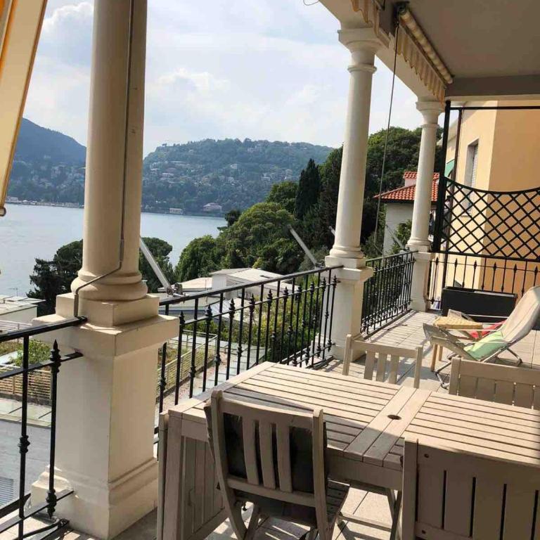casa riva 25 vista lago-central - Two-Bedroom Apartment - 3