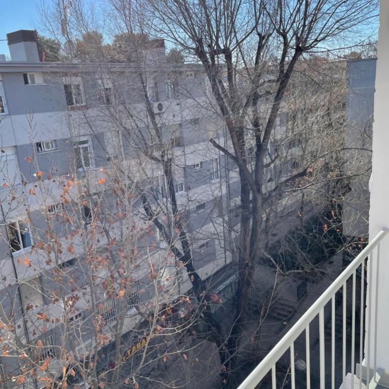 Piso trabajo Rocafort 2 - Three-Bedroom Apartment - 24